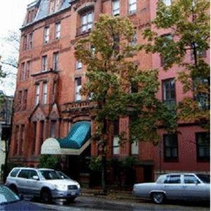 Hotels near Metro Gallery Baltimore - Biltmore Suites Hotel