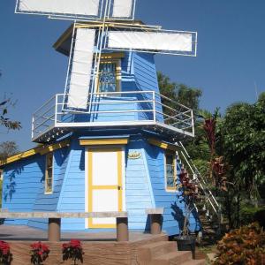 Kanghanrak Theme Houses
