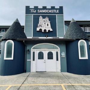 The Sandcastle Beachfront Hotel