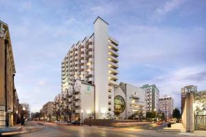 Embassy Suites by Hilton New Orleans hotel near Ernest N. Morial Convention Center