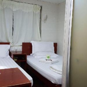 Zodiac Lodge