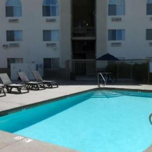 Hotels near Dream City Church Glendale - Comfort Inn & Suites Phoenix North / Deer Valley