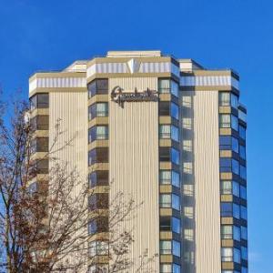 Hotels near University of Washington - Graduate Seattle