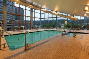 Wyndham Grand Pittsburgh, Pittsburgh