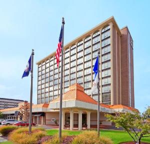 Hilton Springfield, Springfield