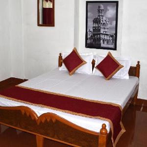 Gajanand Guest House
