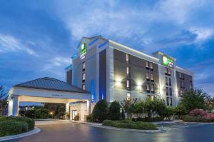 Holiday Inn Express & Suites Wilmington-University Center, an IHG Hotel, Wilmington