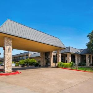 Hotels near Credit Union of Texas Event Center - Red Roof Inn & Conference Center McKinney