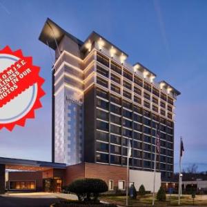 DoubleTree by Hilton Raleigh Crabtree Valley NC