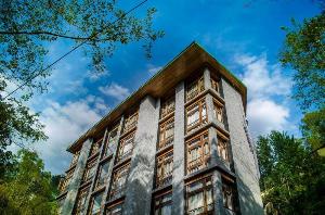 The Golden Crest Hotel, Gangtok