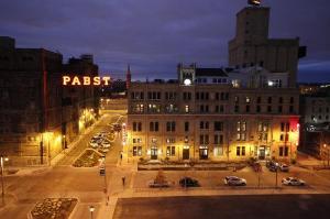 Brewhouse Inn and Suites, Milwaukee