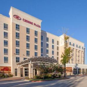 Crowne Plaza Shenandoah - The Woodlands Area