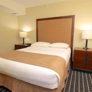 Medicine Hat Inn & Suites
