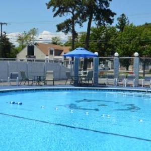 Hotels near Barnstable High School - Cape Shore Inn