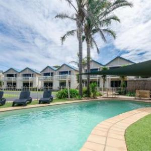 Mornington Racecourse Hotels - Boathouse Resort Studios and Suites