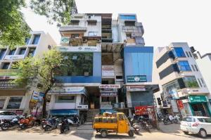 OYO 71837 Hotel Landmark, Belgaum