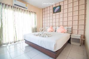 Rapeepong Hotel, Nan