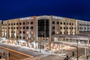 DoubleTree by Hilton Evansville, Evansville