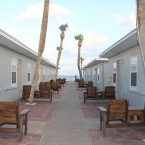 Hotels near Flagler Auditorium - Shoreline Suites & Cabana Cottages - Beachfront