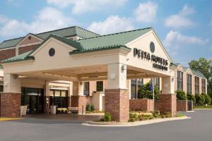 Delta Hotels by Marriott Kalamazoo Conference Center, Kalamazoo
