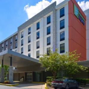 Holiday Inn Express Towson Baltimore N