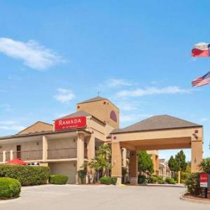 El Corona Event Center Hotels - Ramada by Wyndham San Antonio Near SeaWorld/Lackland AFB