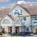 Hotels near Clark County Event Center - Days Inn & Suites by Wyndham Vancouver