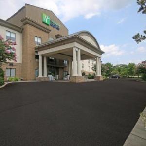 Hotels near Jefferson Center - Holiday Inn Express Troutville-Roanoke North