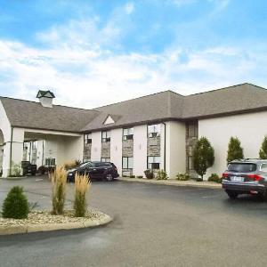 Schoenbrunn Inn & Conf. Center Ascend Hotel Collection