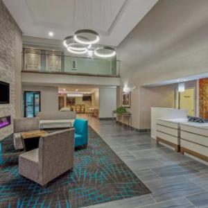 La Quinta Inn & Suites by Wyndham Dayton North - Tipp City