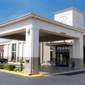 Holiday Inn Express Marshfield - Springfield Area