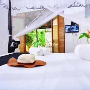 Conch Villa- 3 Min walk to the beaches