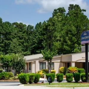 Howard Johnson by Wyndham Wilmington