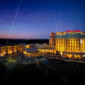 hotels near hollywood casino in st louis