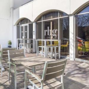 Hotels near The Roadmender - Park Inn By Radisson Northampton