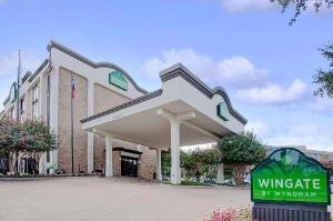 Wingate by Wyndham Richardson, Richardson