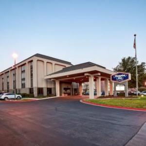 Hotels near Hurricane Harry's - Hampton Inn College Station