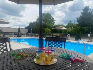 Clarion Inn and Suites Airport, Grand Rapids