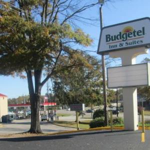 Budgetel Inn & Suites