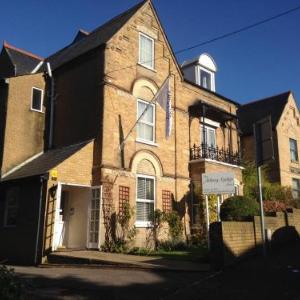 Hotels near High Wycombe Town Hall - Abbey Lodge Hotel