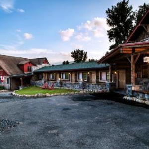 Adirondack Spruce Lodge