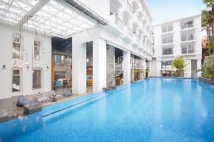 Lub d Phuket Patong, Patong