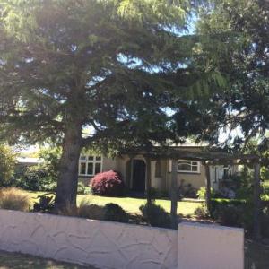 Hotels near Regent Theatre Waimate - Riverside B & B