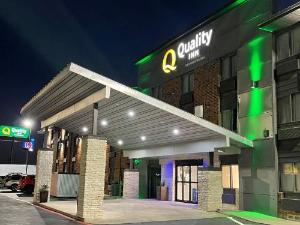 Days Inn by Wyndham Denton, Denton