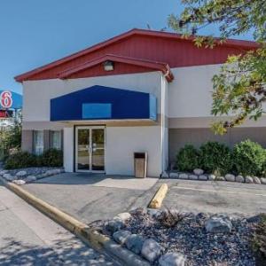 Motel 6-La Crosse WI