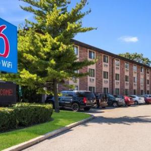 Motel 6 Prospect Heights