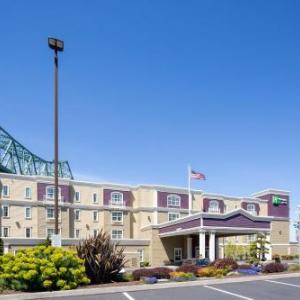 Holiday Inn Express Hotel & Suites Astoria