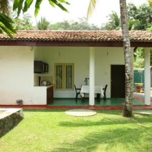 Villa Laceleaf