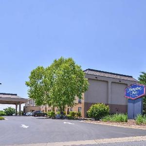 Hampton Inn Staunton