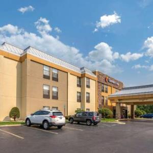 hotels kalamazoo speedway stadium comfort wings inn near